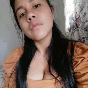 Meet your Posher, Anni karina